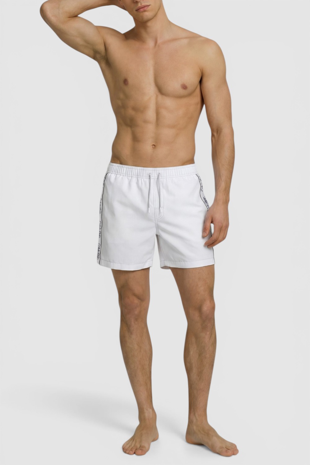 תמונת כל הלוק של מכנסי בגד ים